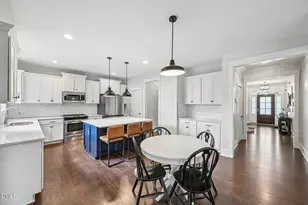 129 Pointe Park Cir, Holly Springs, NC 27540 - Photo 17