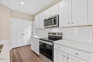 324 Chartres St, Fuquay Varina, NC 27526 - Photo 9