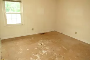 2635 W Lyon Station Rd, Creedmoor, NC 27522 - Photo 15