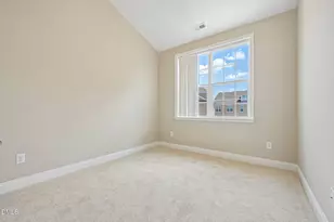 10510 Sablewood Dr, Raleigh, NC 27617 - Photo 21