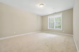 10510 Sablewood Dr, Raleigh, NC 27617 - Photo 27