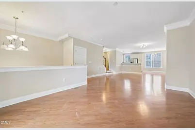 10510 Sablewood Drive #112, Raleigh, NC 27617 - Photo 7