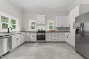 405 E Academy St, Fuquay-Varina, NC 27526 - Photo 13