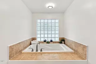 8108 Bellingham Cir, Raleigh, NC 27615 - Photo 25