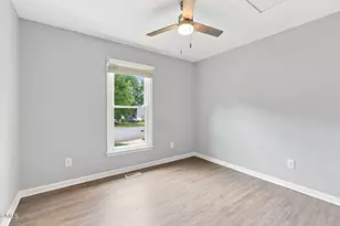 8108 Bellingham Cir, Raleigh, NC 27615 - Photo 31