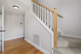 101 Gettysburg Dr, Cary, NC 27513 - Photo 9