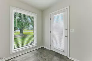 102 Oaklake Ct, Fuquay Varina, NC 27526 - Photo 5