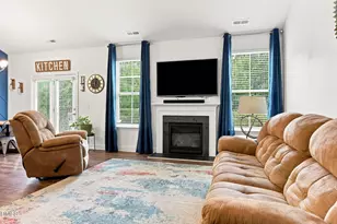 929 Stable Fern Dr, Fuquay Varina, NC 27526 - Photo 9