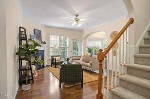 1423 Crimson Creek Dr, Durham, NC 27713 - Photo 3