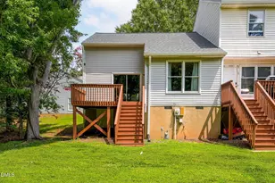 128 St Andrews Ln, Chapel Hill, NC 27517 - Photo 17