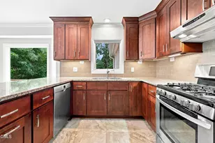 2409 Folger St, Raleigh, NC 27604 - Photo 25
