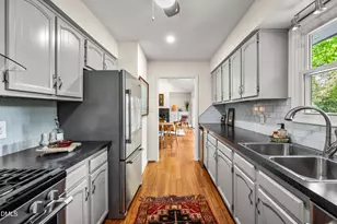 2929 Rue Sans Famille, Raleigh, NC 27607 - Photo 15