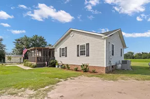 1435 Old Mintz Hwy, Roseboro, NC 28382 - Photo 7