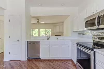 306 Orchard Park Drive, Cary, NC 27513 - Photo 7
