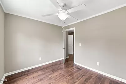 402 W Gilbreath Street, Graham, NC 27253 - Photo 25