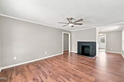 402 W Gilbreath Street, Graham, NC 27253 - Photo 17