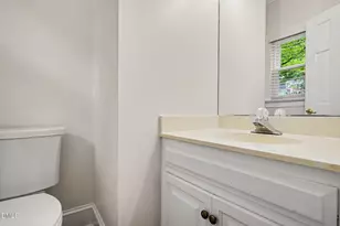 1304 Hampshire Ct, Raleigh, NC 27612 - Photo 13