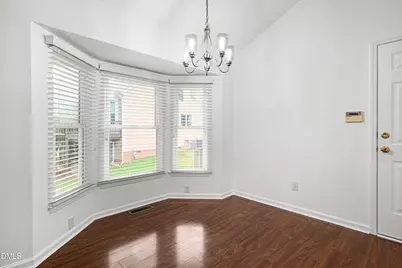 102 Glensford Way, Cary, NC 27513 - Photo 9