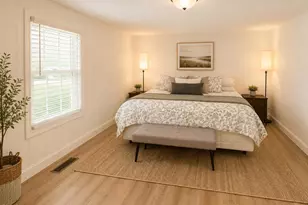 305 W Preston St, Selma, NC 27576 - Photo 5