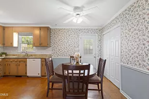111 Polly Pl, Clayton, NC 27520 - Photo 9