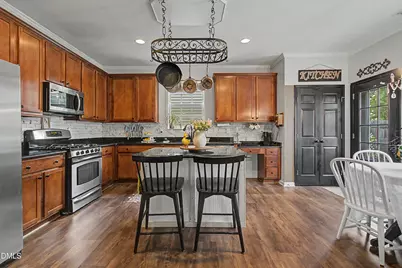 141 Jasper Point Drive, Holly Springs, NC 27540 - Photo 9