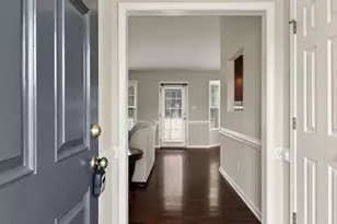 292 Middle Landing Dr, Smithfield, NC 27577 - Photo 3