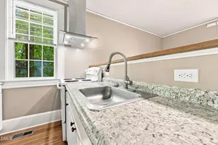 407 Coolidge St, Chapel Hill, NC 27516 - Photo 13