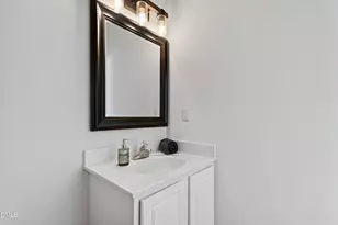 300 Madison Grove Pl, Cary, NC 27519 - Photo 7