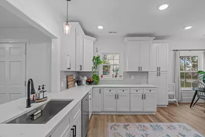 602 W Main Street, Benson, NC 27504 - Photo 15