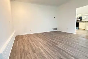 1421-A Lynn Rd, Raleigh, NC 27612 - Photo 7