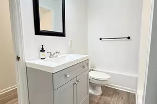 1421-A Lynn Rd, Raleigh, NC 27612 - Photo 11