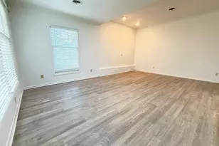 1421-A Lynn Rd, Raleigh, NC 27612 - Photo 5