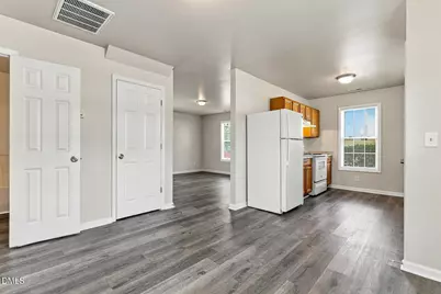4005 Scofield Drive, Raleigh, NC 27610 - Photo 17