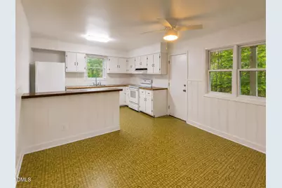 215 Bidney Drive, Burlington, NC 27215 - Photo 9