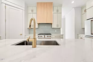 81611 Alexander, Chapel Hill, NC 27517 - Photo 15
