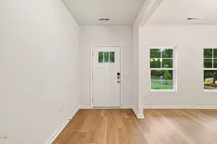 709 Crestview Dr, Durham, NC 27712 - Photo 5