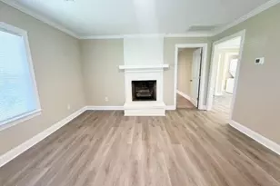 142 Clayton St, Roxboro, NC 27573 - Photo 5