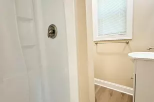 142 Clayton St, Roxboro, NC 27573 - Photo 15