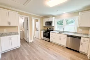142 Clayton St, Roxboro, NC 27573 - Photo 7