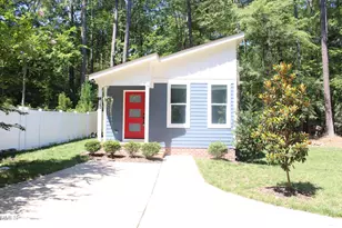 107 D Hillcrest Ave, Carrboro, NC 27510 - Photo 1