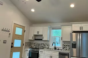 107 D Hillcrest Ave, Carrboro, NC 27510 - Photo 3