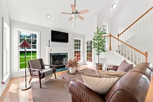 101 Somerset Farm Dr, Holly Springs, NC 27540 - Photo 9