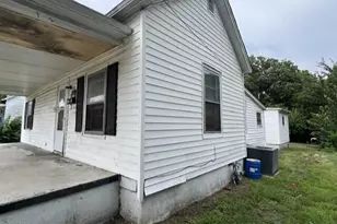 439 Alexander Ave, Henderson, NC 27536 - Photo 5