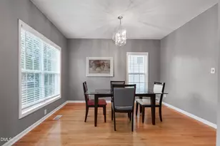 610 Park York Ln, Cary, NC 27519 - Photo 9