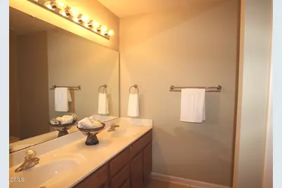 129 Dove Cottage Lane, Cary, NC 27519 - Photo 7