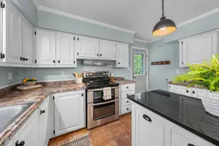 3722 Krystle Ct, Hillsborough, NC 27278 - Photo 5