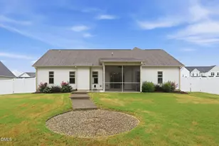 237 Carolina Landing Dr, Zebulon, NC 27597 - Photo 29