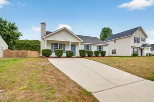 5415 Gunnette Dr, Raleigh, NC 27610 - Photo 3