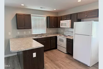 1577 N Carolina 39, Selma, NC 27576 - Photo 5