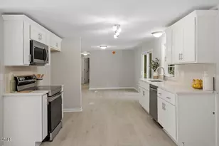 1380 E Hughes Mill Rd, Burlington, NC 27217 - Photo 5